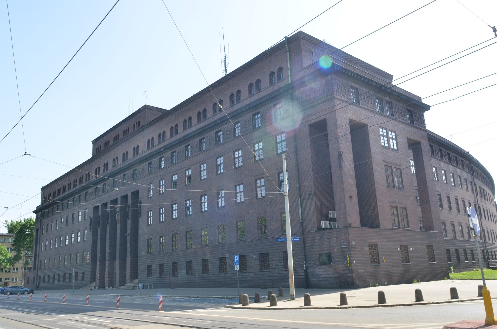 Interwencja w sprawie odwołania Komendanta Wojewódzkiego Policji we Wrocławiu, Komendanta Miejskiego Policji we Wrocławiu oraz Zastępcy Komendanta Biura Spraw Wewnętrznych Policji