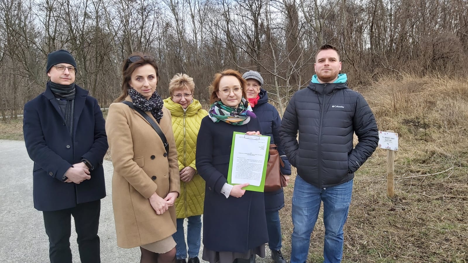 Wspieram apel mieszkańców Osiedla Klecina o przeprowadzenie konsultacji społecznych w sprawie zabudowy części gruntów przy nowym Parku Klecińskim