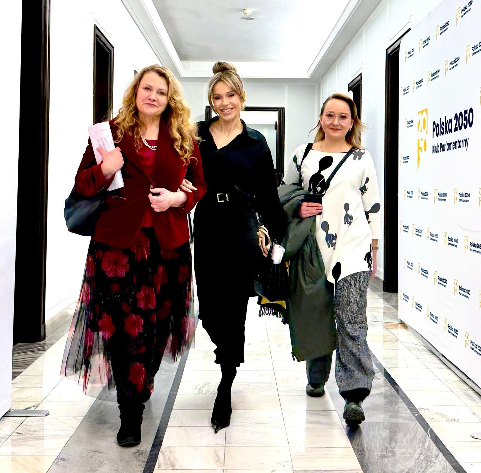 Sytuacja w schroniskach oraz zakaz fajerwerków